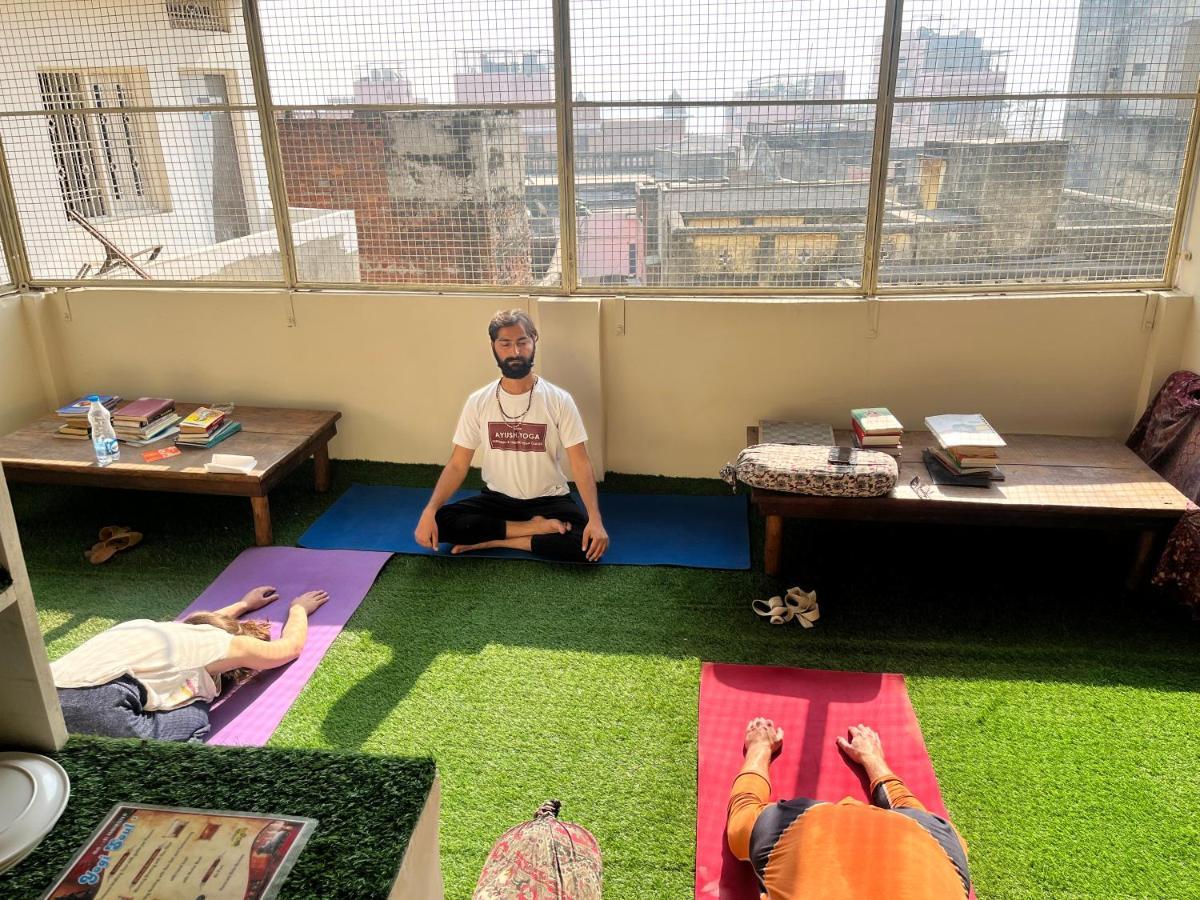 ホテルYogi Soul バラナシ エクステリア 写真